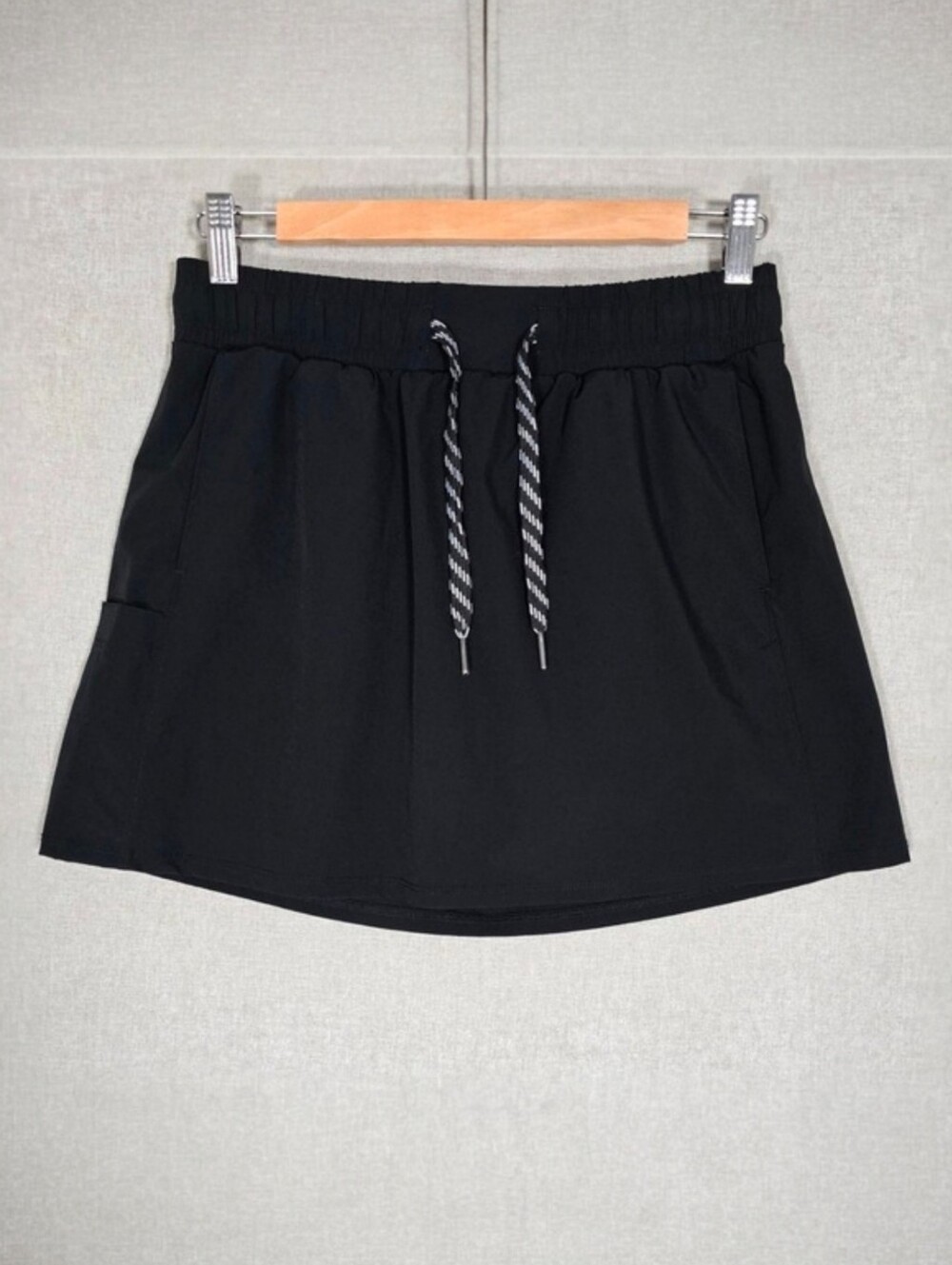 NWT Outdoor Supply Company Women's Athletic Running Skort Skirt Black Small
